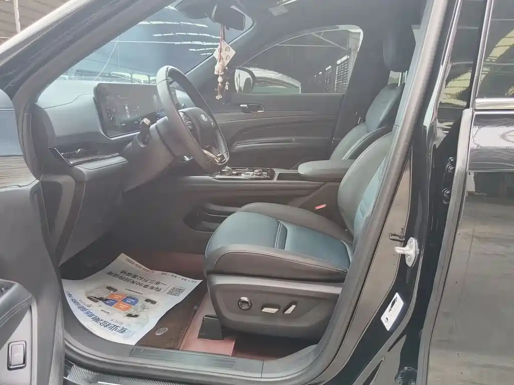 Ford Equator Sport — миниатюра 7