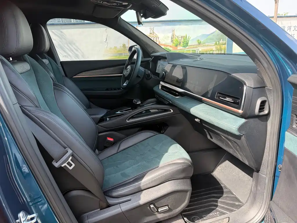 Geely Monjaro L 2021 2.0TD AT Luxury