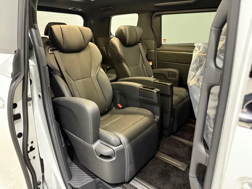 Toyota Alphard 2025 2.5L Premium