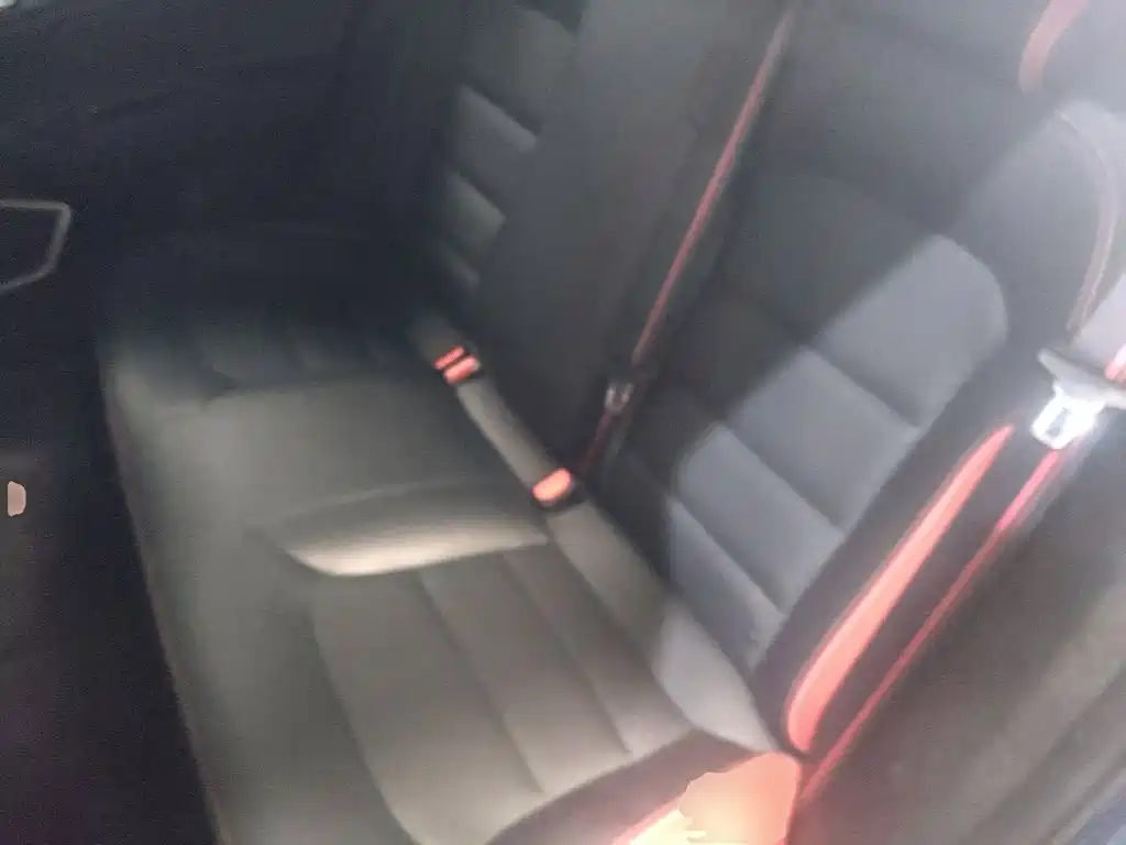 Geely Emgrand GS — миниатюра 17