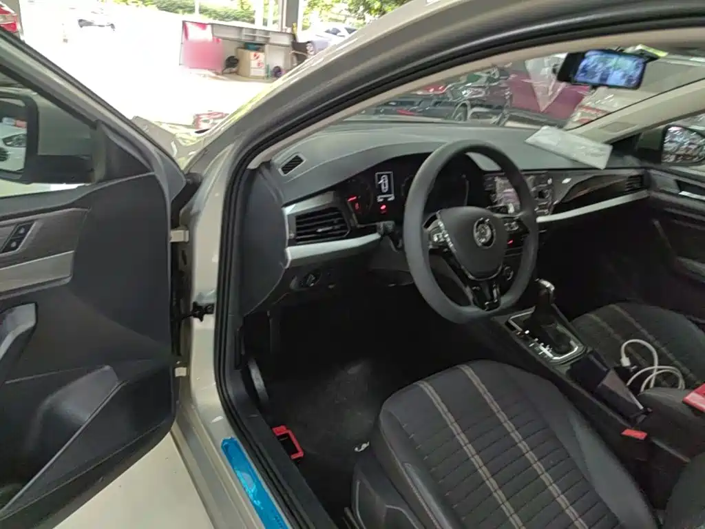 Volkswagen Lavida — миниатюра 16