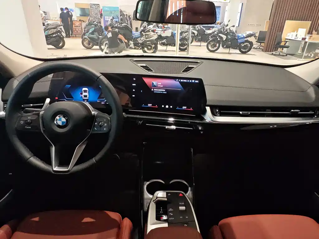 BMW X2 (Import) — миниатюра 14