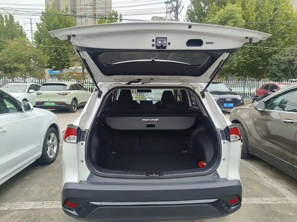 Toyota Frontlander — миниатюра 19