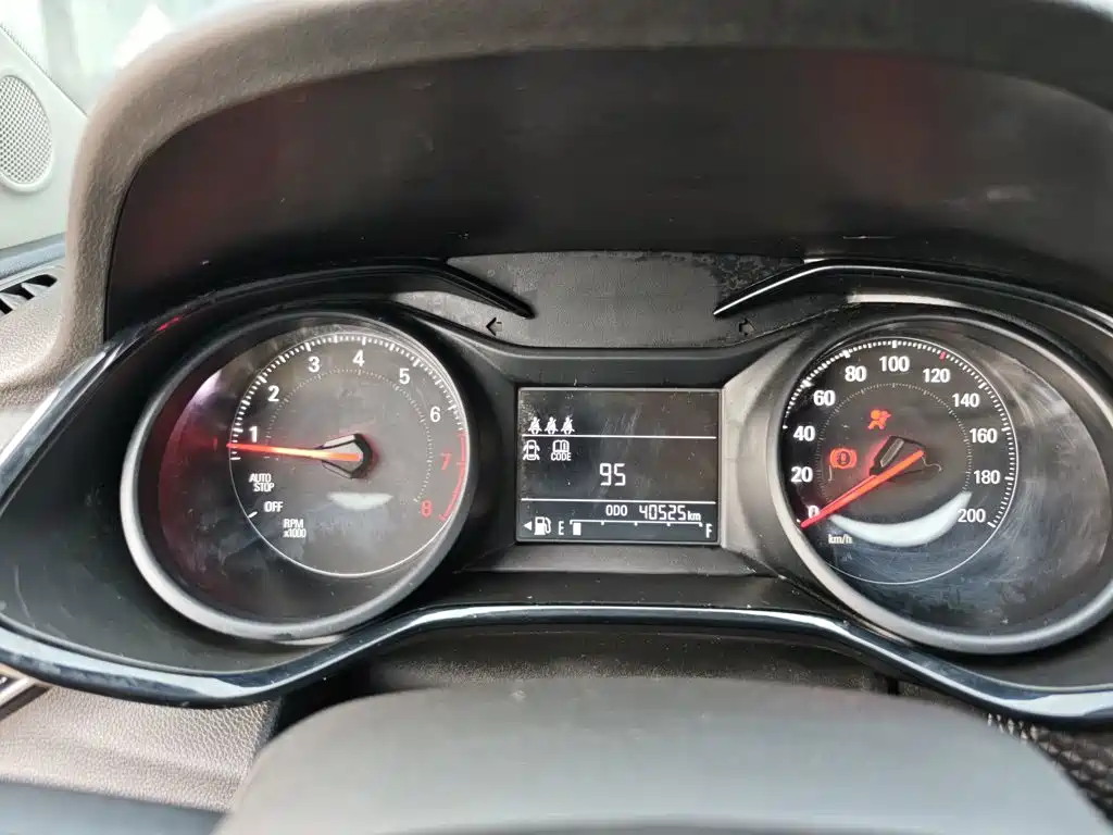 Chevrolet Cavalier — миниатюра 12