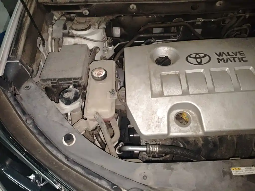 Toyota RAV4 — миниатюра 20