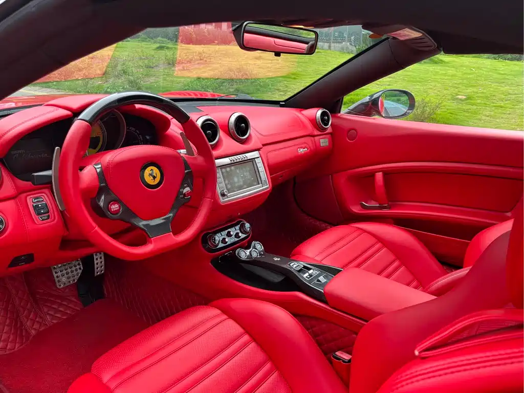 Ferrari California T 2009 4.3L