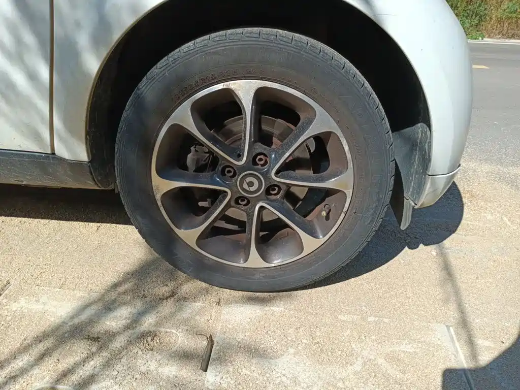 smart Smart Fortwo — миниатюра 9