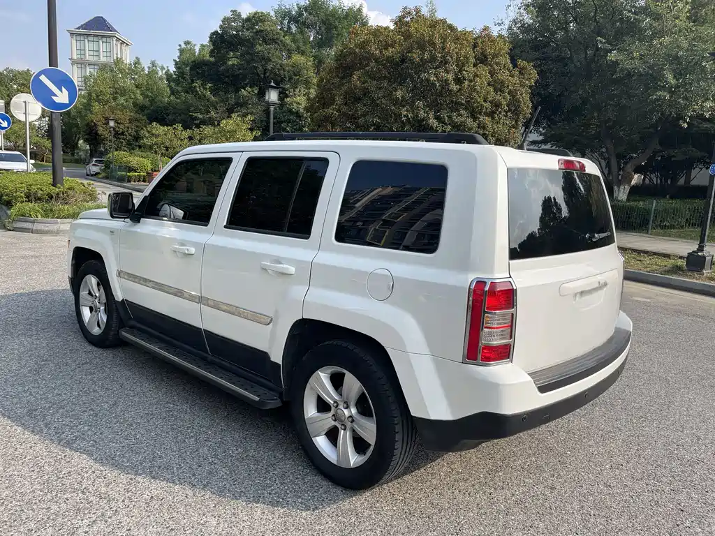 Jeep Patriot — миниатюра 10