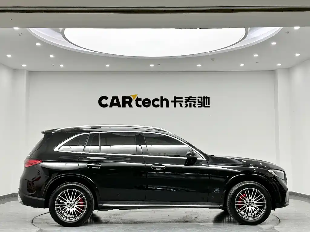 Mercedes-Benz GLC 2023 GLC 300 L 4MATIC 7 мест