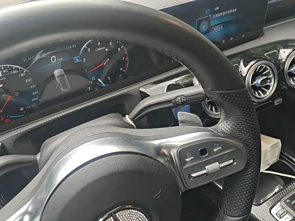 Mercedes-Benz A-Class — миниатюра 14