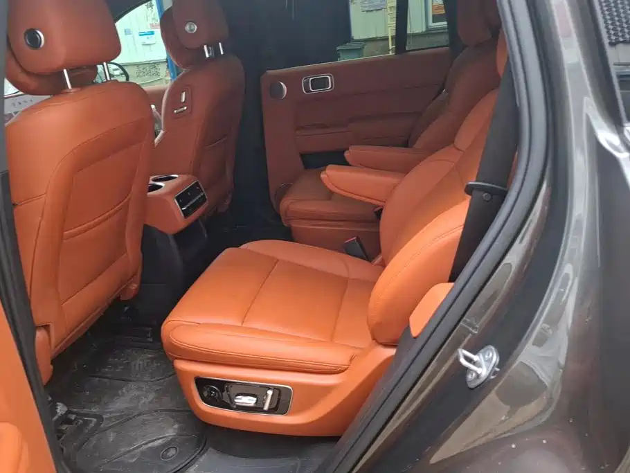 Li Auto Li L8 — миниатюра 11