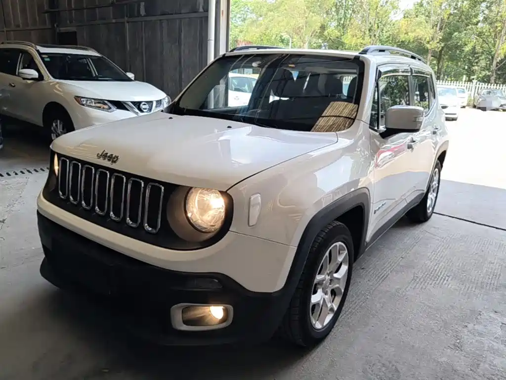 Купить Jeep Renegade