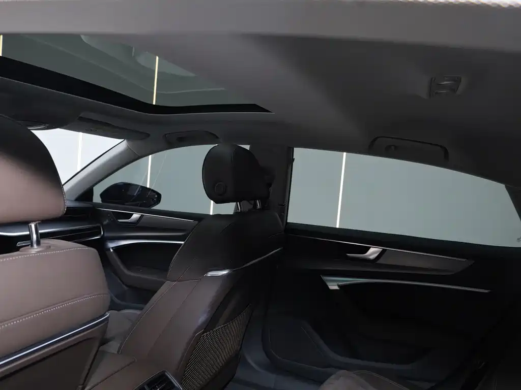 Audi A7L — миниатюра 24