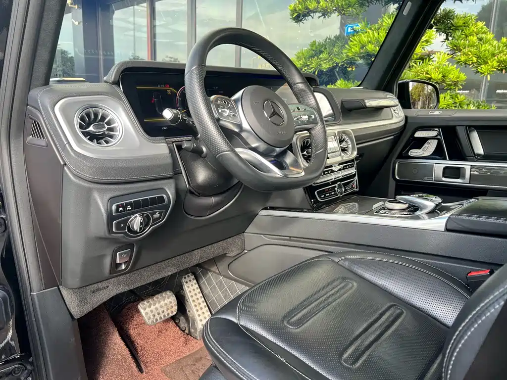 Mercedes-Benz G-Class — миниатюра 2
