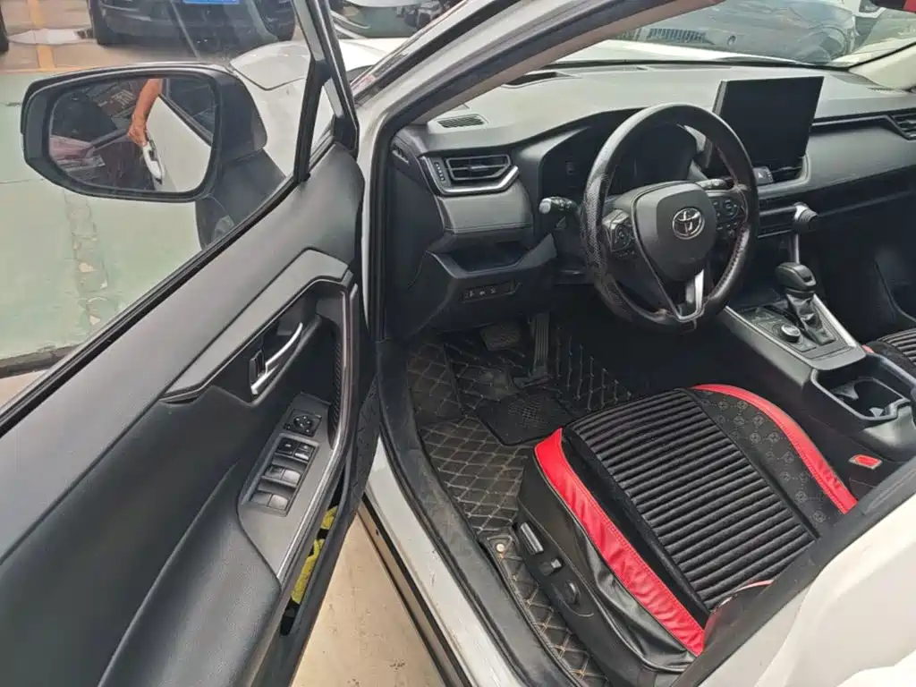 Toyota Wildlander — миниатюра 16