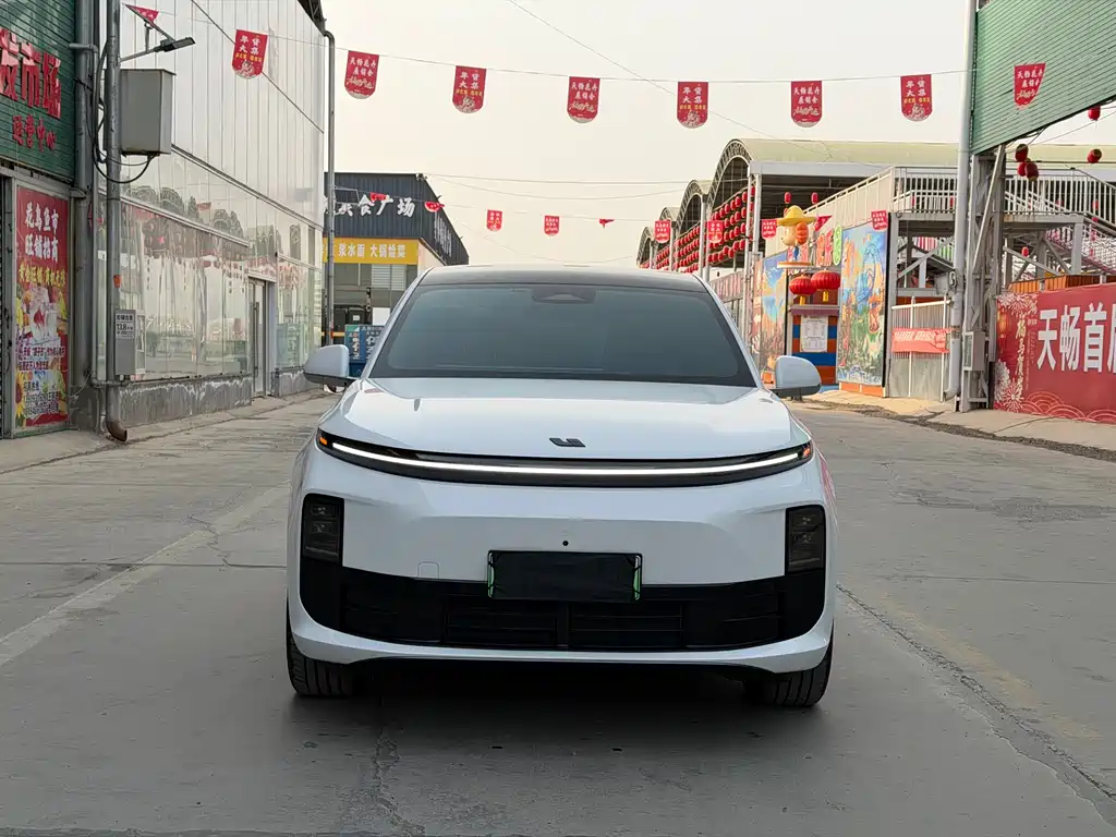 Li Auto IDEAL L6