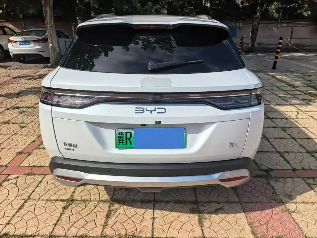 BYD L DM-i — миниатюра 5