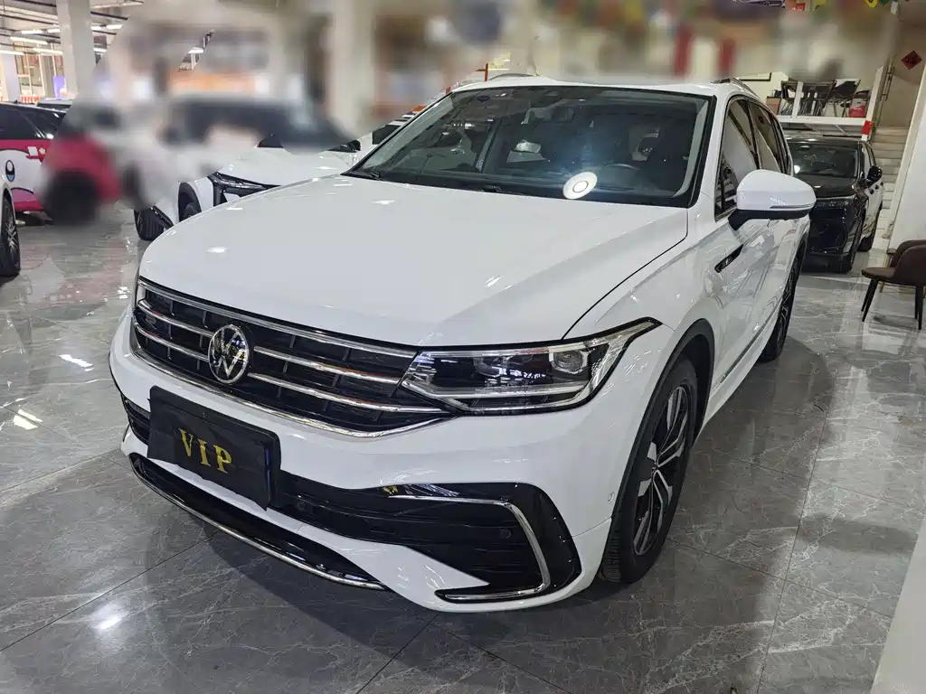 Volkswagen Tiguan L 2023