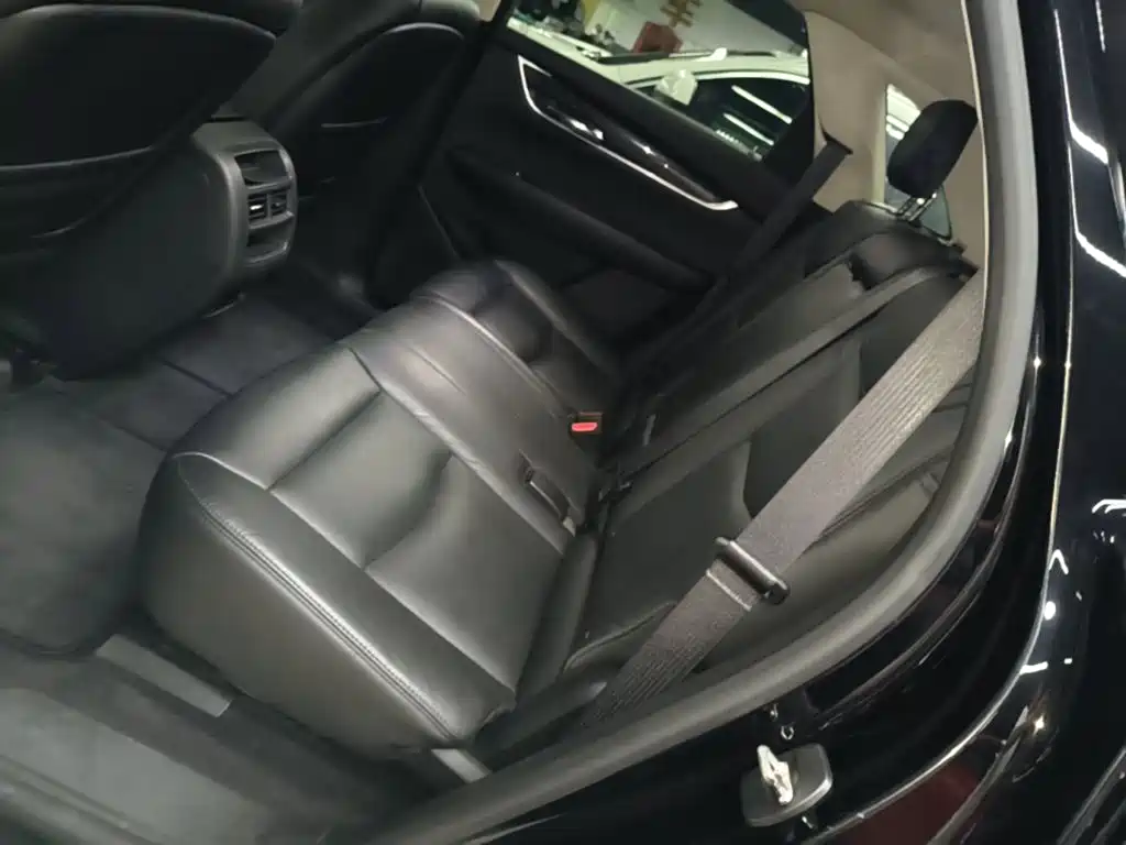 Cadillac XT5 — миниатюра 17
