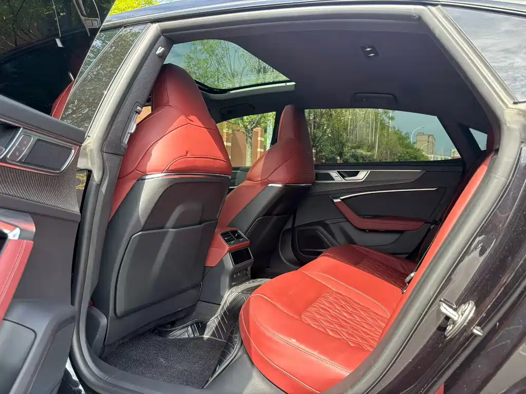 Audi A7L — миниатюра 5