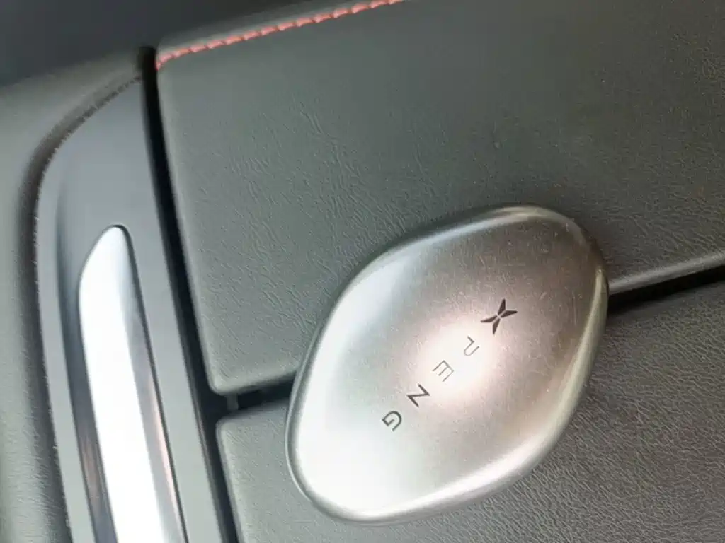 XPeng P7 — миниатюра 9