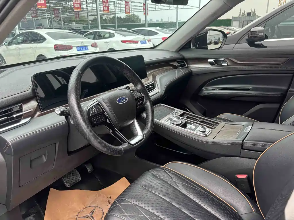 Ford Equator — миниатюра 6
