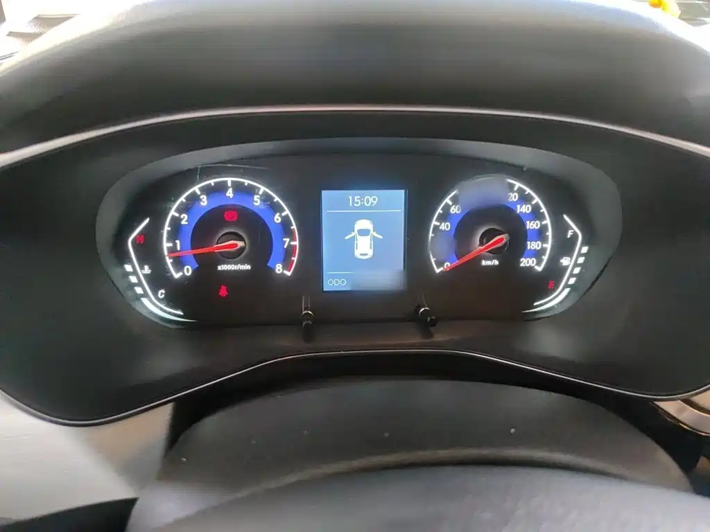 BAIC X3 — миниатюра 4
