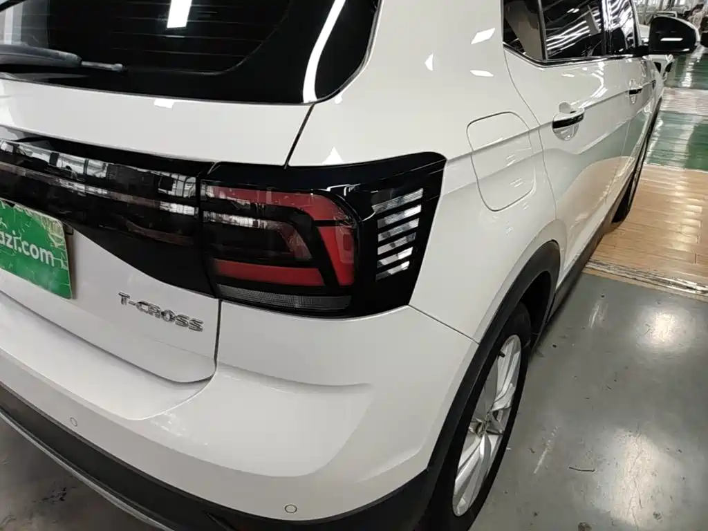 Volkswagen T-Cross — миниатюра 8