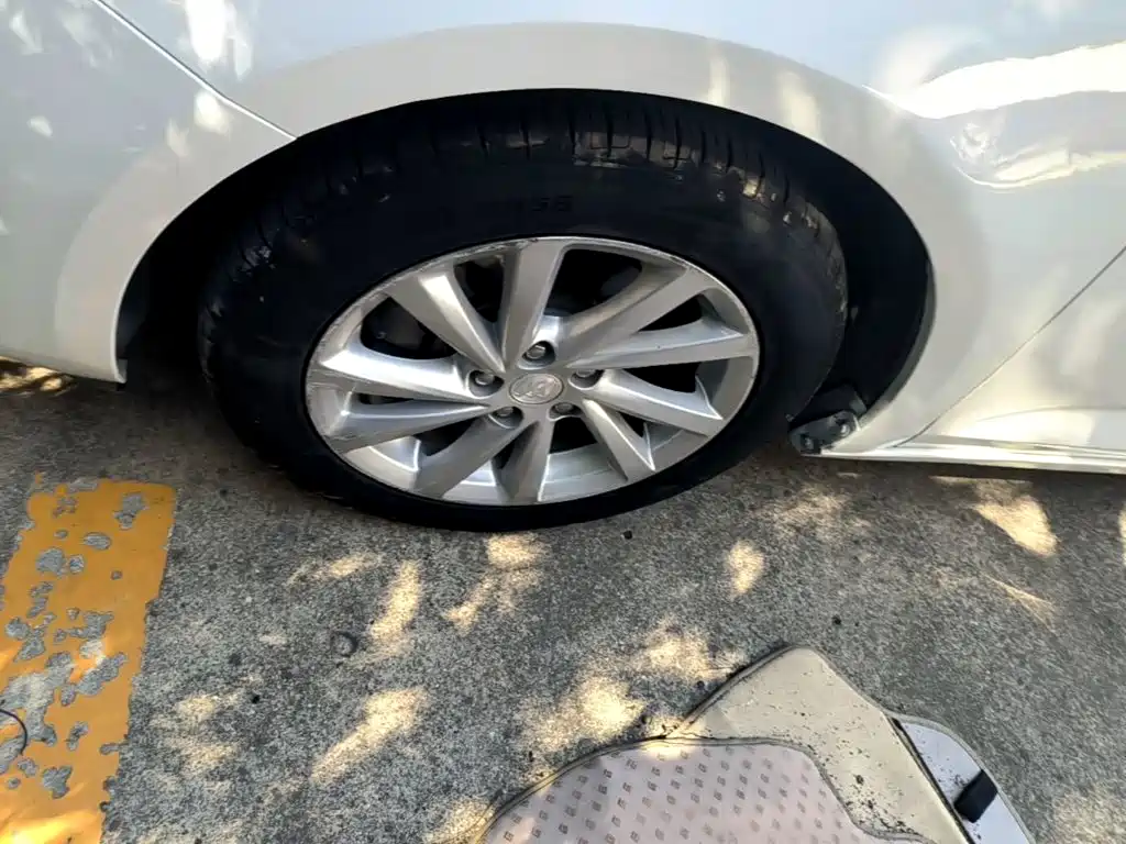 Buick Verano — миниатюра 23
