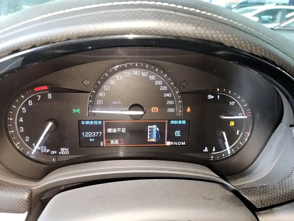 Cadillac XTS — миниатюра 12