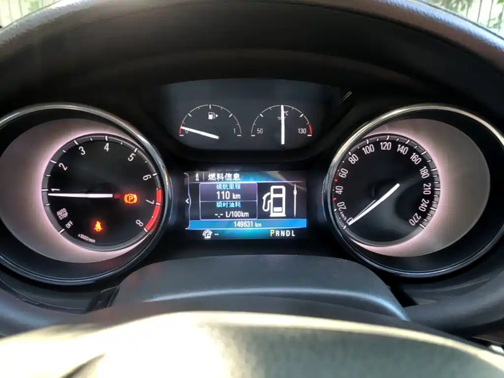 Buick Verano — миниатюра 12