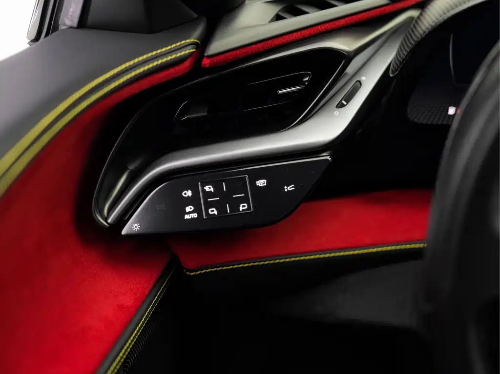 Ferrari SF90 — миниатюра 20