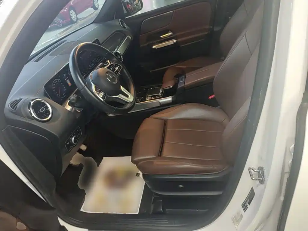 Mercedes-Benz GLB — миниатюра 15