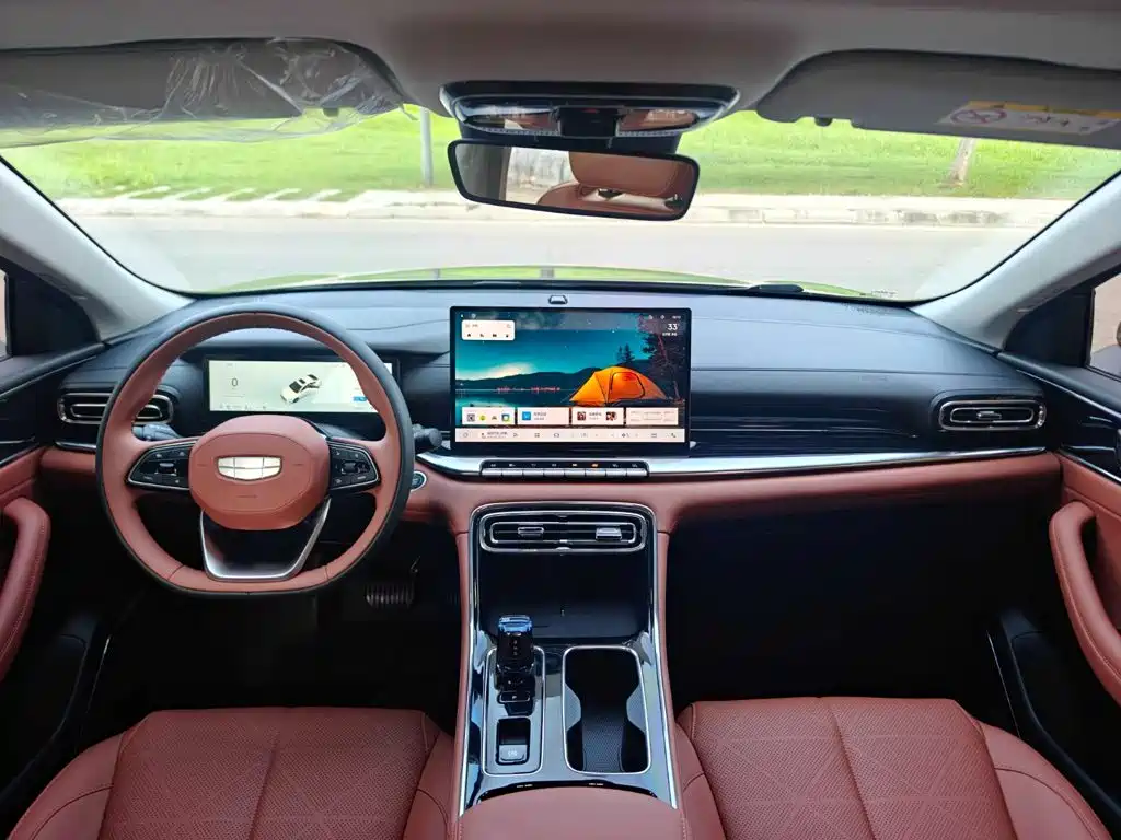 Geely Emgrand — миниатюра 15