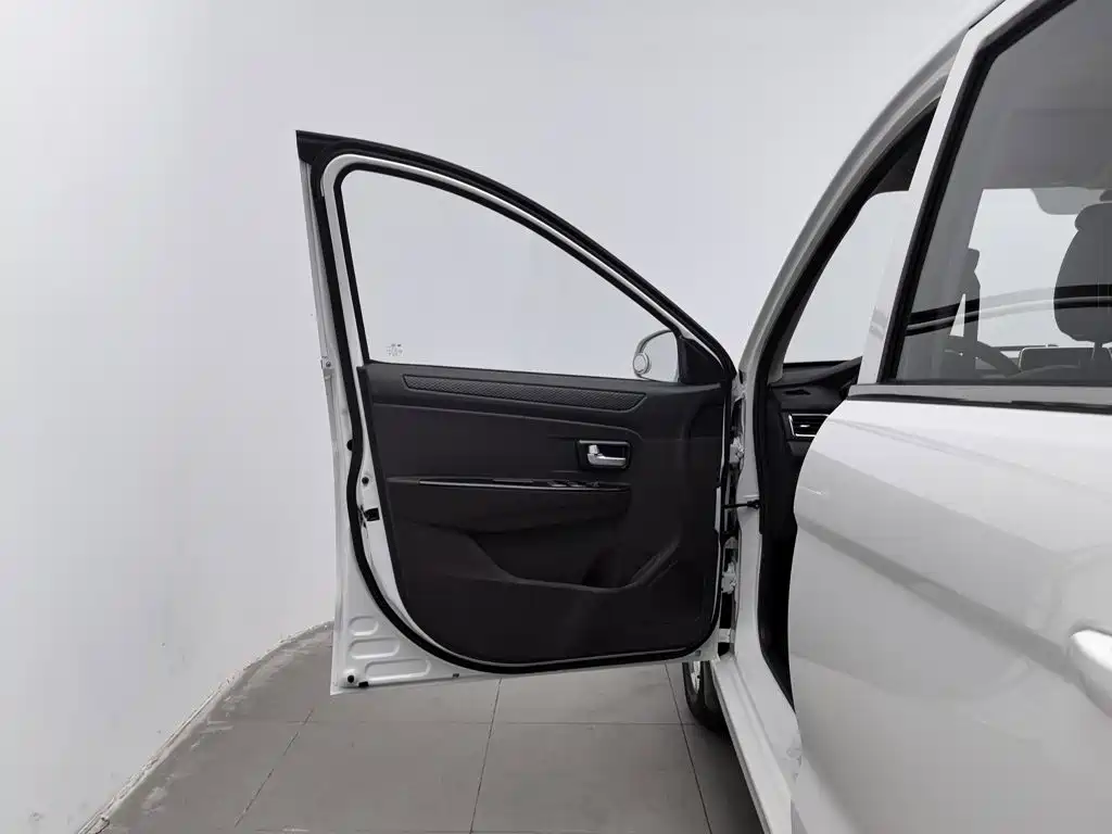Fengguang Fengguang 330 — миниатюра 8