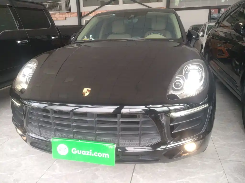 Porsche Macan — миниатюра 3