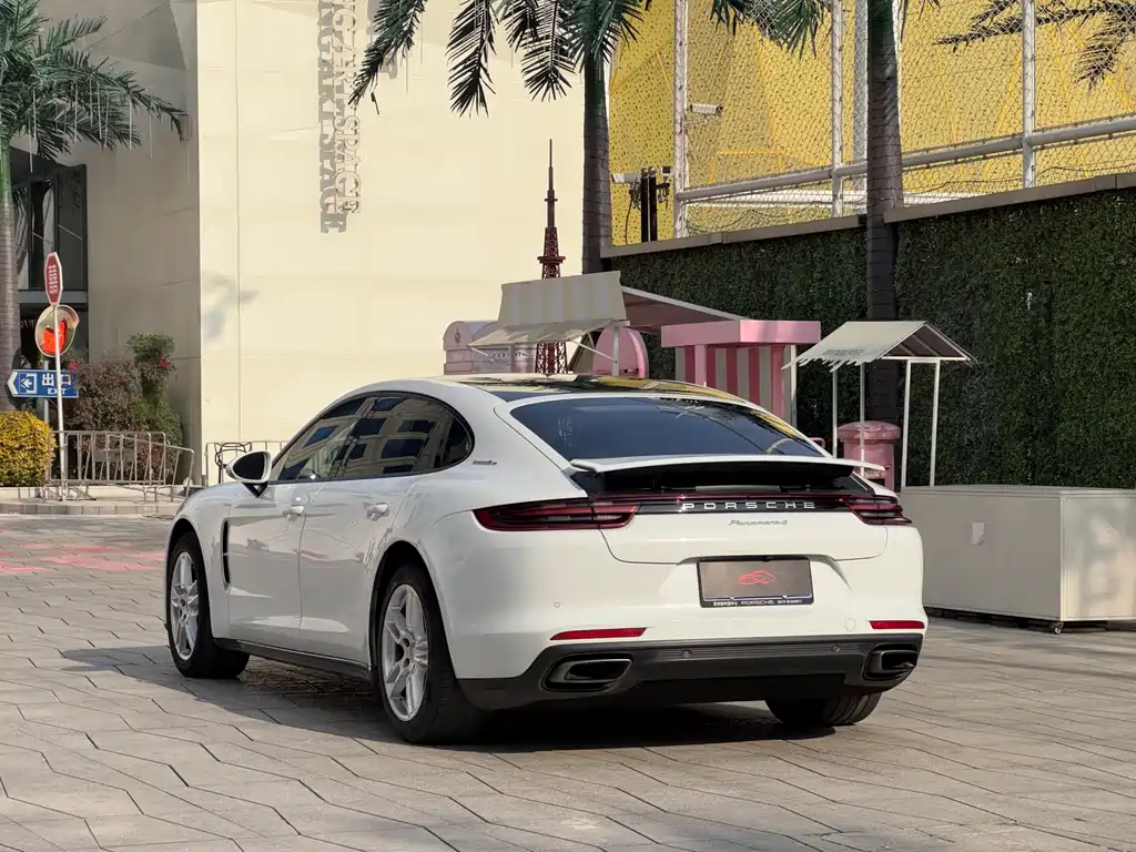 Porsche Panamera 2017 Panamera 4 Executive Long Wheelbase 3.0T