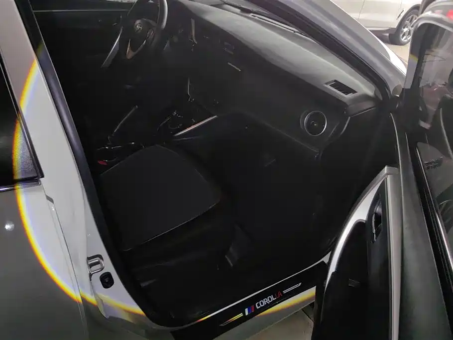 TOYOTA COROLLA DUAL ENGINE E+