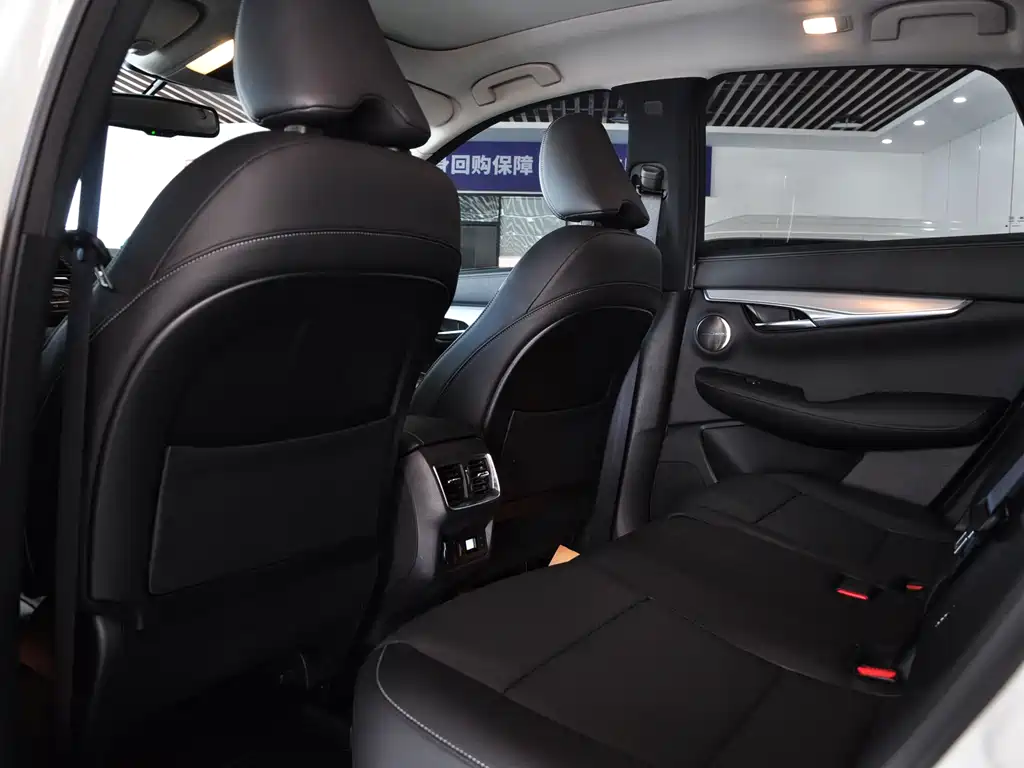 Infiniti QX50 — миниатюра 7