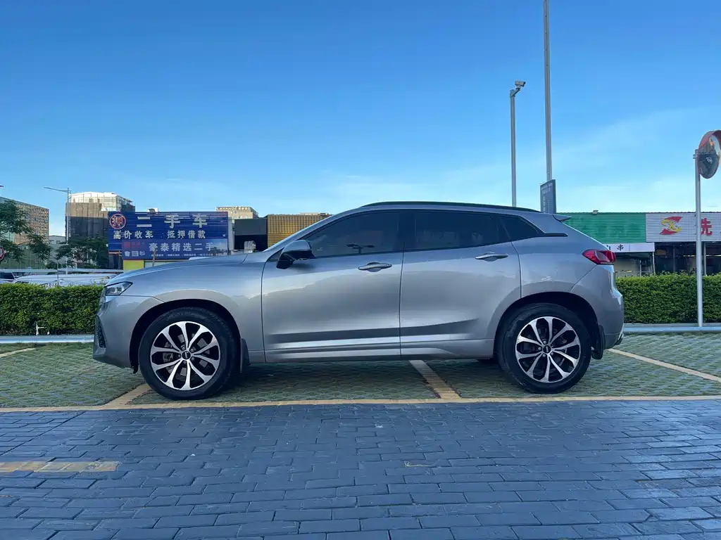 WEI PAI WEI BRAND VV7