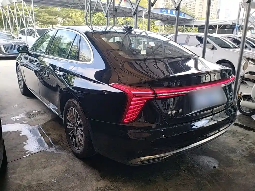 Hongqi Hongqi H5 — миниатюра 5