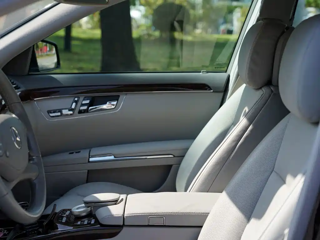Mercedes-Benz S-Class — миниатюра 14