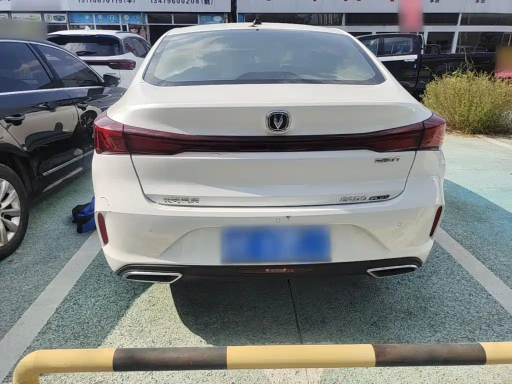 Changan Eado — миниатюра 6