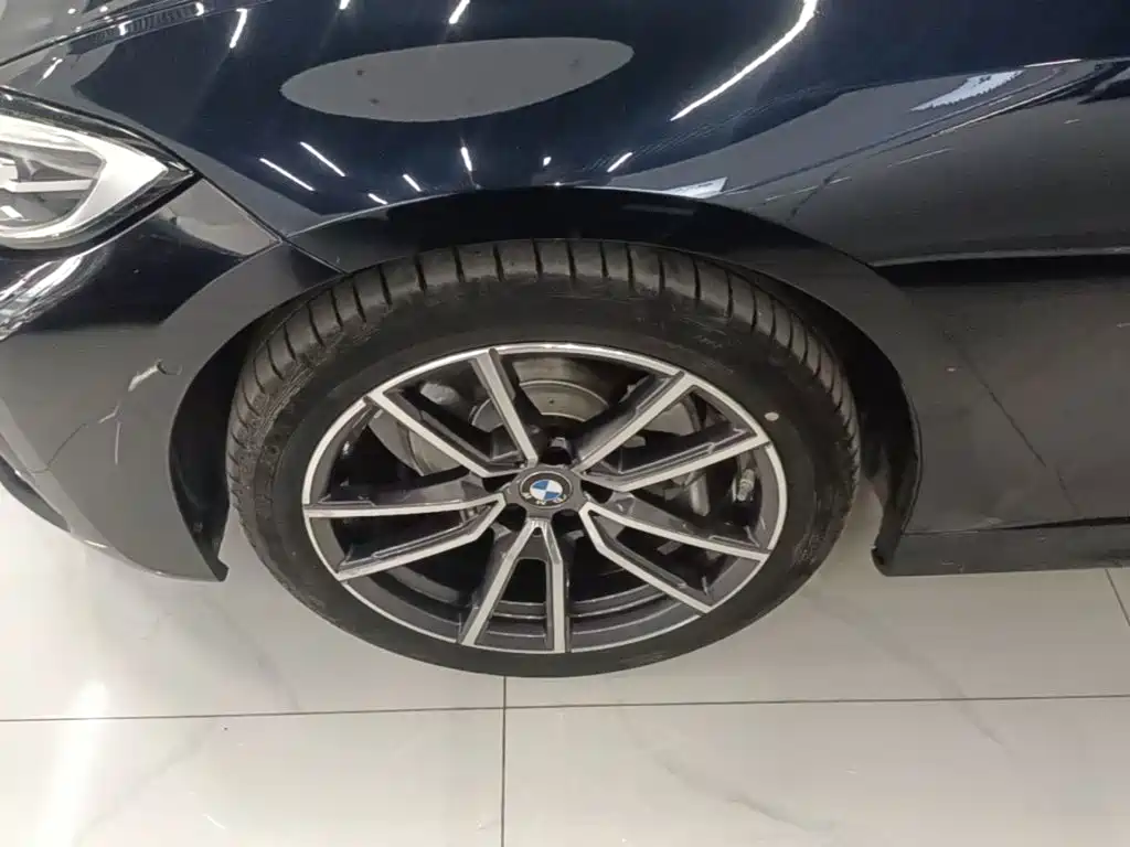 BMW 3 Series — миниатюра 23
