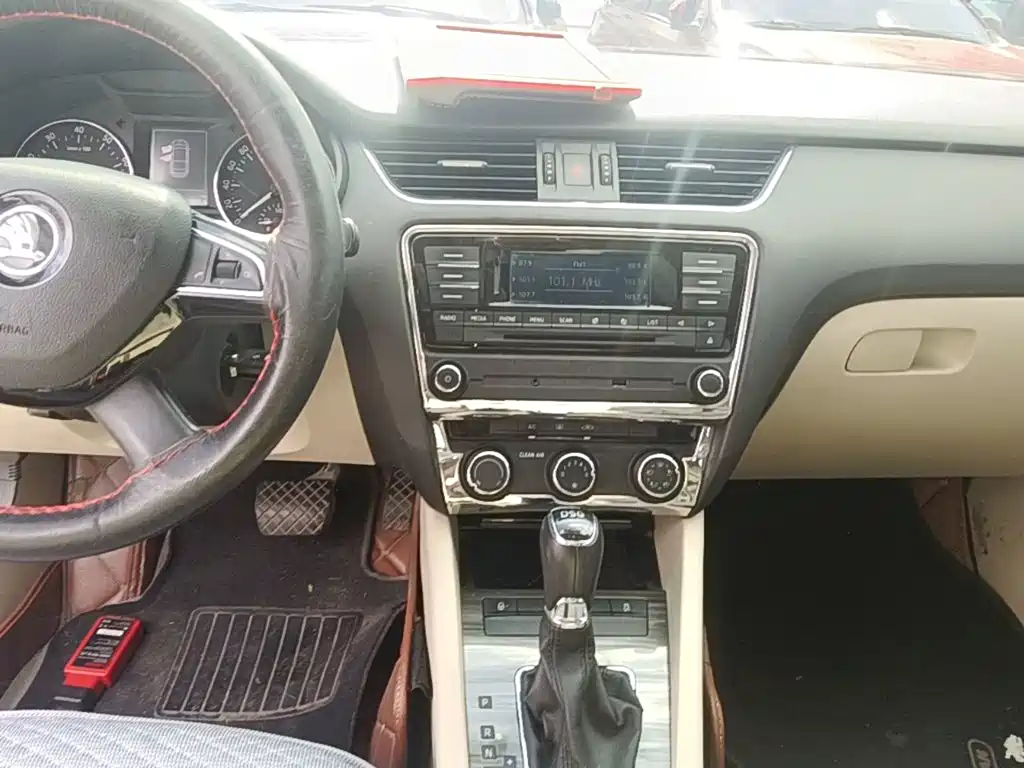 Skoda Octavia — миниатюра 13