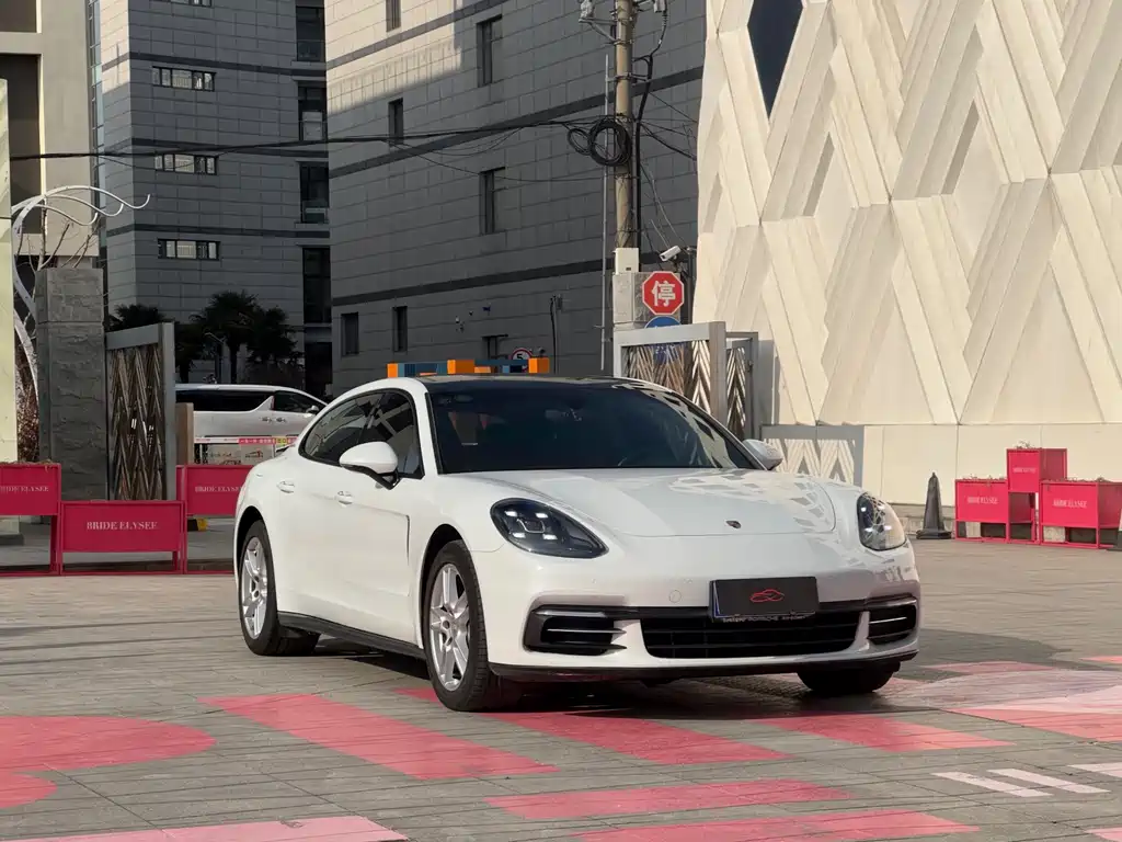Porsche Panamera 2017 Panamera 4 Executive Long Wheelbase 3.0T