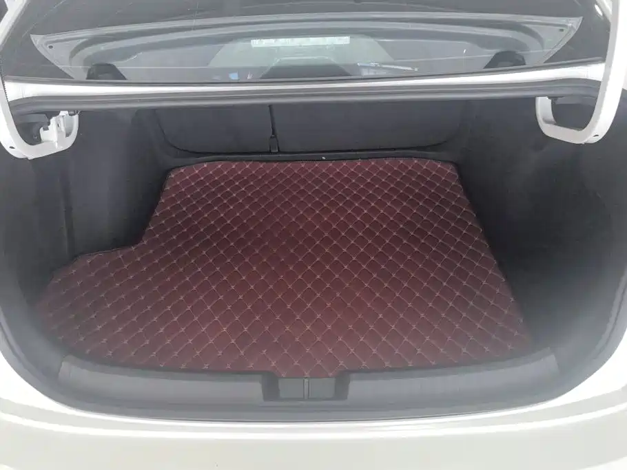 Volkswagen Sagitar — миниатюра 4