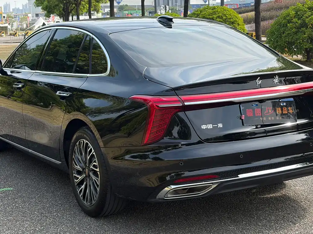 Hongqi Hongqi H5 — миниатюра 5