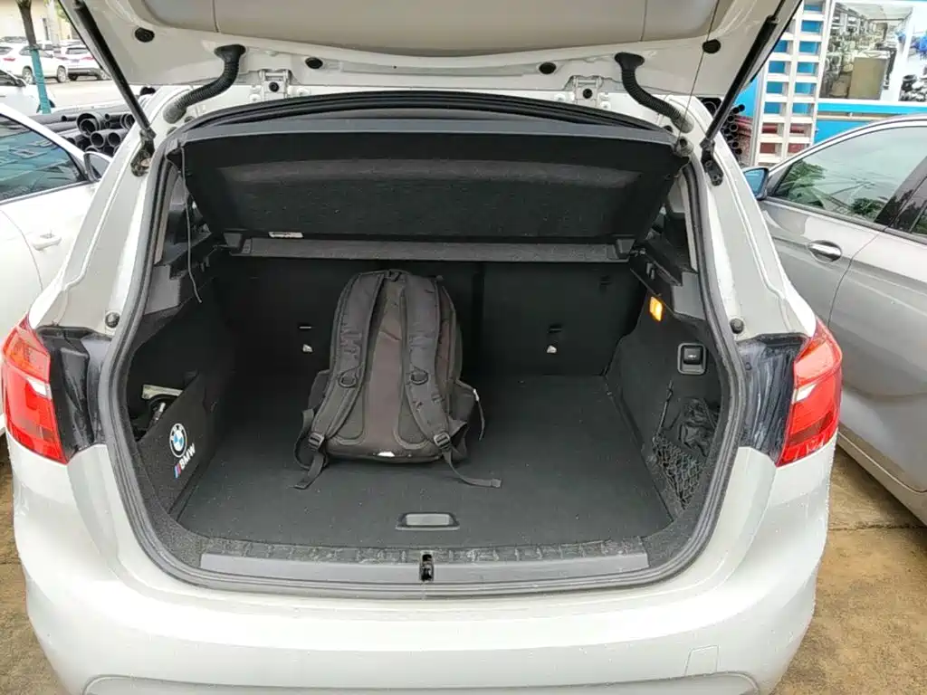 BMW 2 Series Active Tourer — миниатюра 19