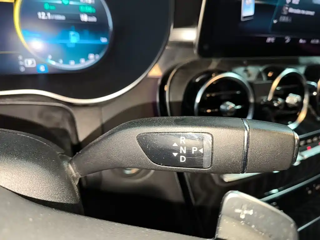 Mercedes-Benz C-Class — миниатюра 14